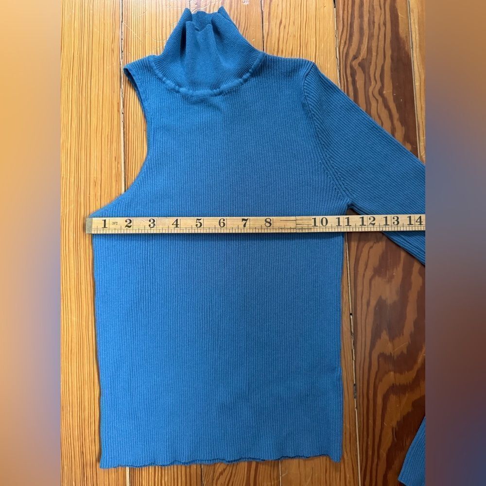 ZARA Turtleneck Top - Picture 4 of 4